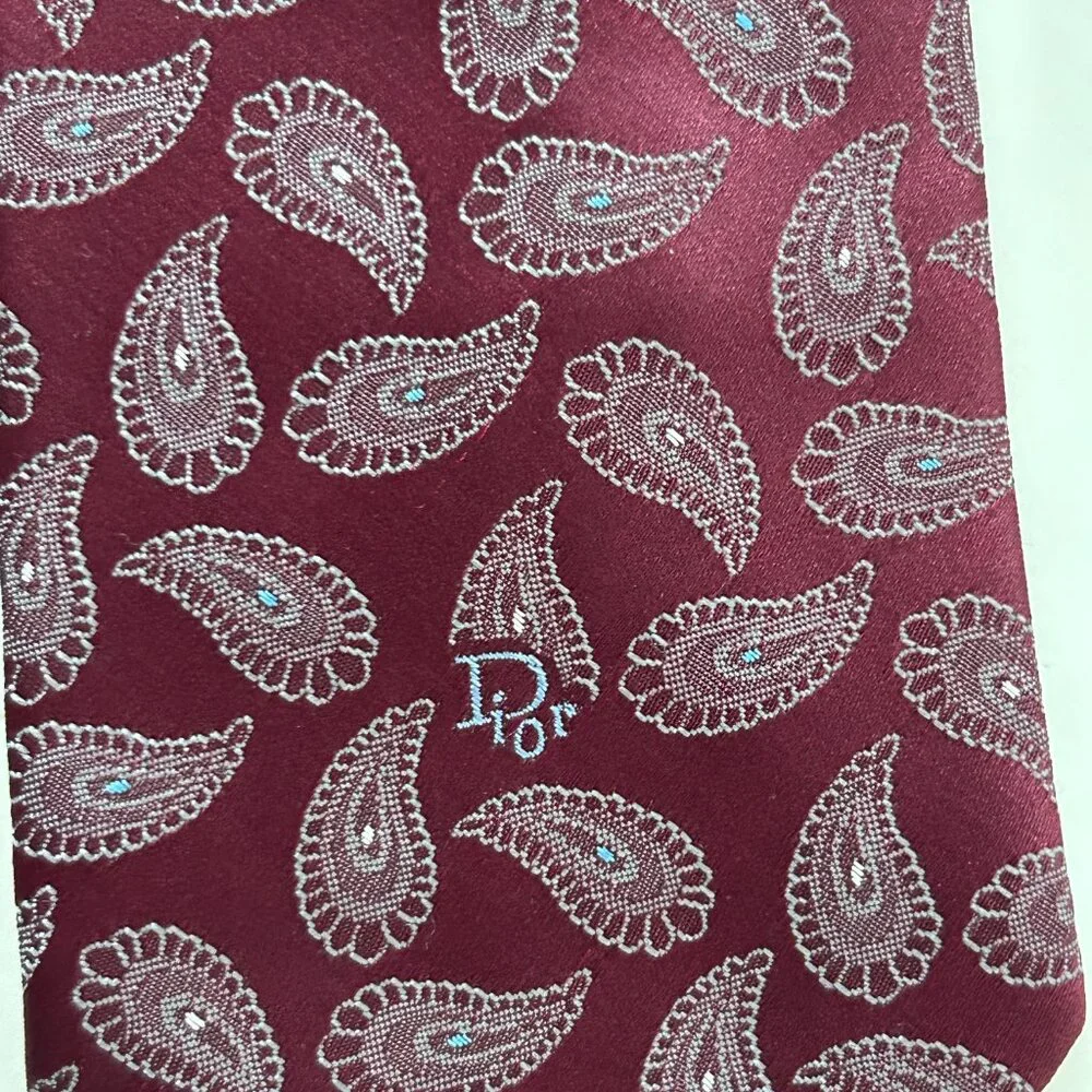 Vintage Christian Dior Mens Burgundy Red Neck Tie Paisley Polyester Woven Italy